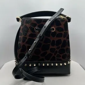 Michael Kors | Bags | Michael Kors Studded Giraffe Print  display picture 3